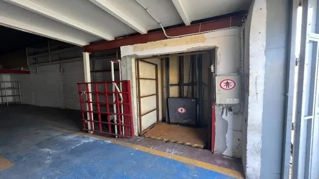 Nave industrial 150m² en venta - Ceuta — 10