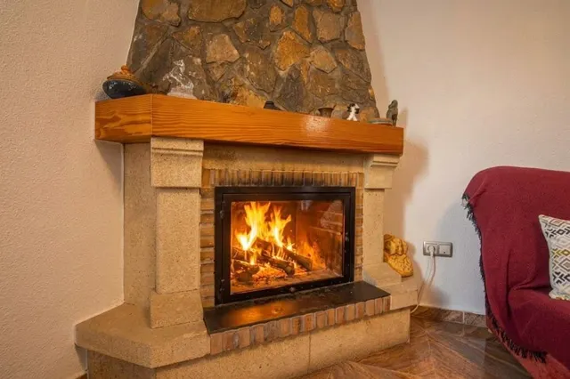Chalet sito en Valverde con 6 habitaciones, 3 baños, piscina y garaje — 29