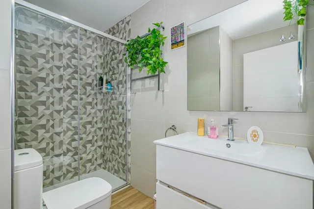 Precioso duplex moderno con patio — 26