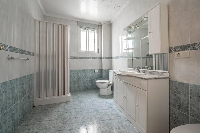 Edificio en Venta en Guadix - Oportunidad de Inversión — 11
