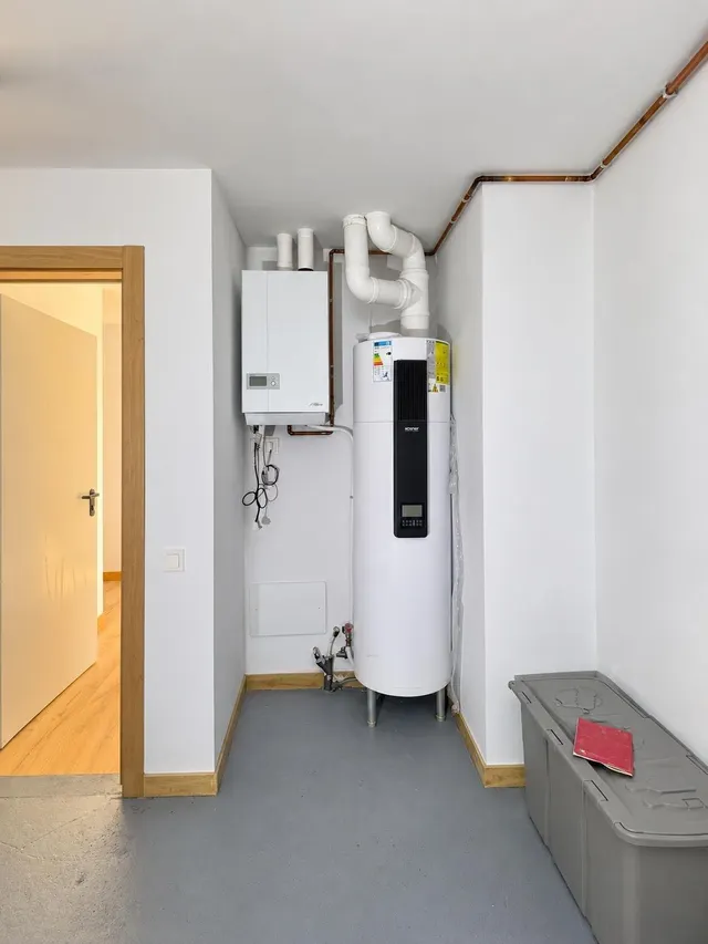 CHALET A ESTRENAR EN MORTERA : LUZ, DISEÑO Y CALIDAD — 7
