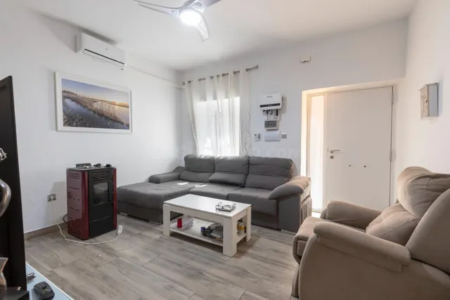 Casa en una sola planta reformada - foto 2
