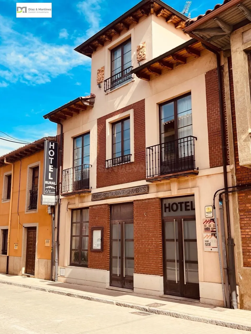 HOTEL CON RESTAURANTE Y CAFETERIA EN EL CAMINO DE SANTIAGO