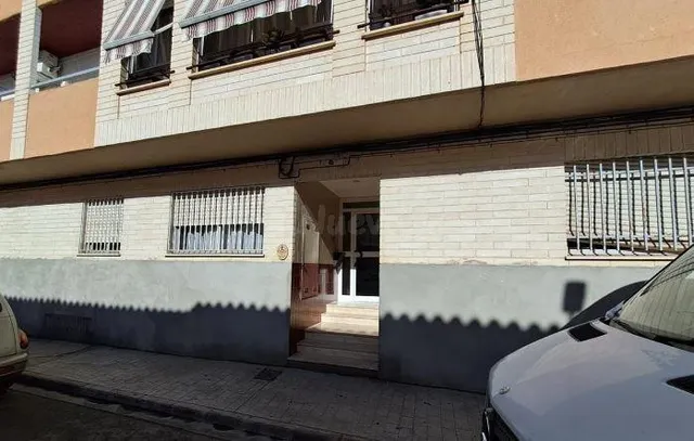 SE VENDE piso OKUPA en C Luis Santangel 66 de Pobla Llarga ( - foto 3