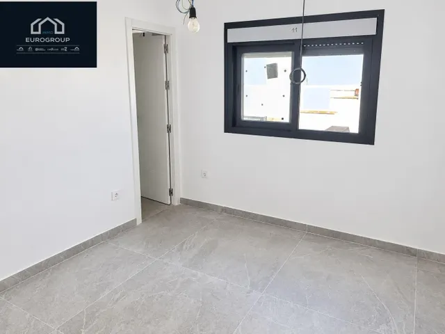 ESPECTACULAR VILLA CON 5 DORMITORIOS Y 4 BAÑOS, 450 M2 Y 3600 M2 DE PARCELA EN BENIDORM — 22