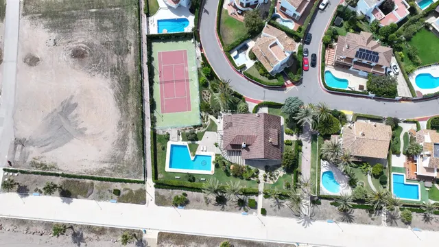 Excepcional villa en primera línea del Mediterráneo, a 15 minutos de Valencia — 4