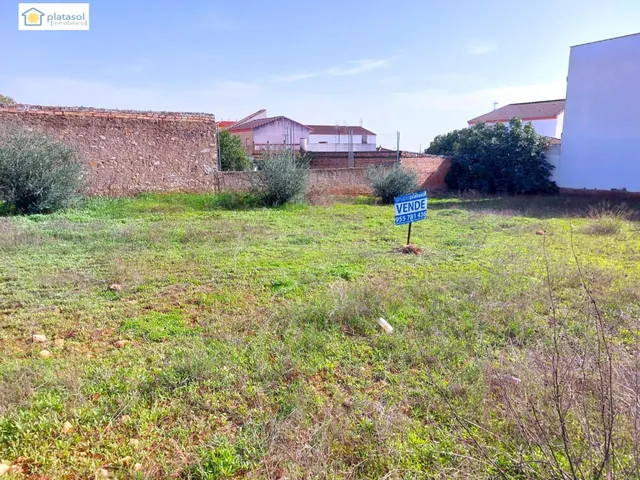 solar urbano centrico en venta en Gerena - foto 3