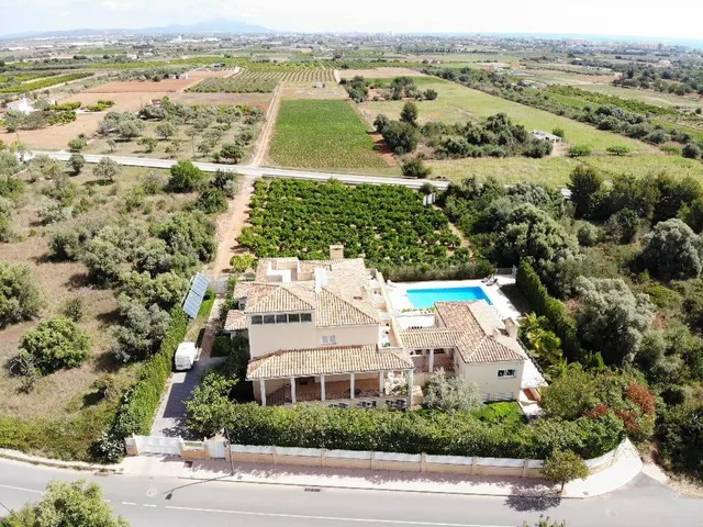Villa de lujo con licencia turística — 2