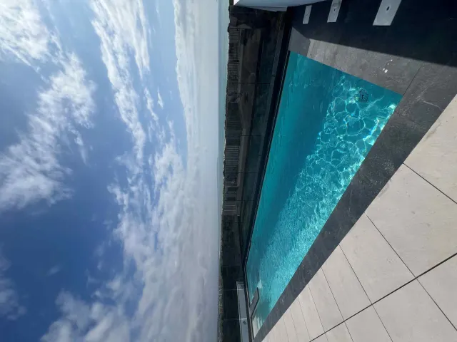 Ático 3 habitaciones 136m² en venta - Zona Pueblo — 31