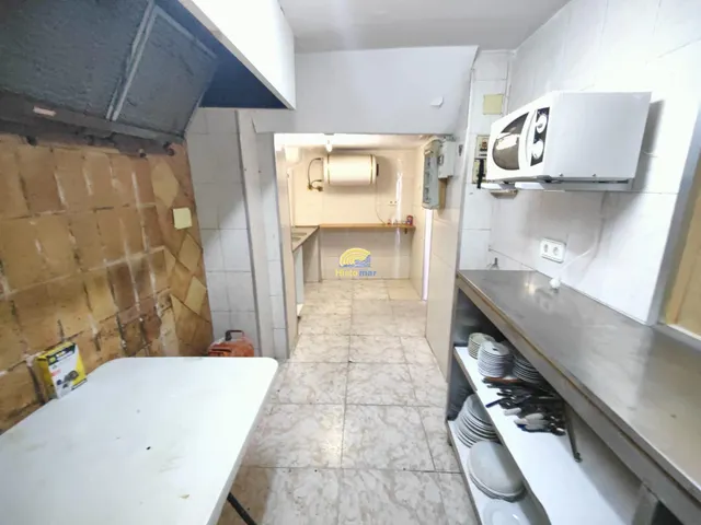 ESTUPENDO LOCAL COMERCIAL EN EL CENTRO DE SAGUNTO — 4