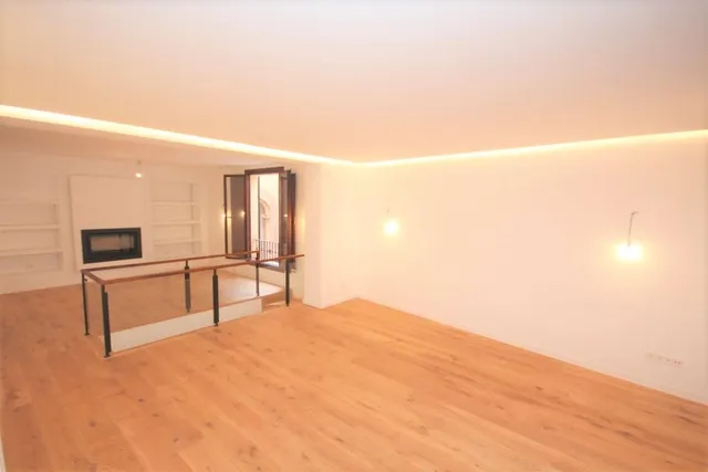 PRECIOSO DUPLEX DE OBRA NUEVA EN EL CASCO ANTIGUO DE LA CIUDAD — 6