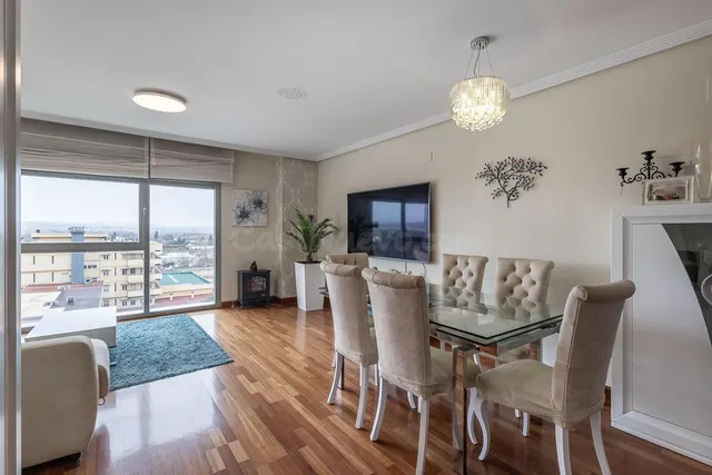Exclusivo piso en arabial — 2