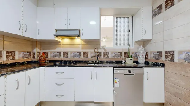BONITA CASA EN EL CENTRO DE ALBALAT DE LA RIBERA — 37