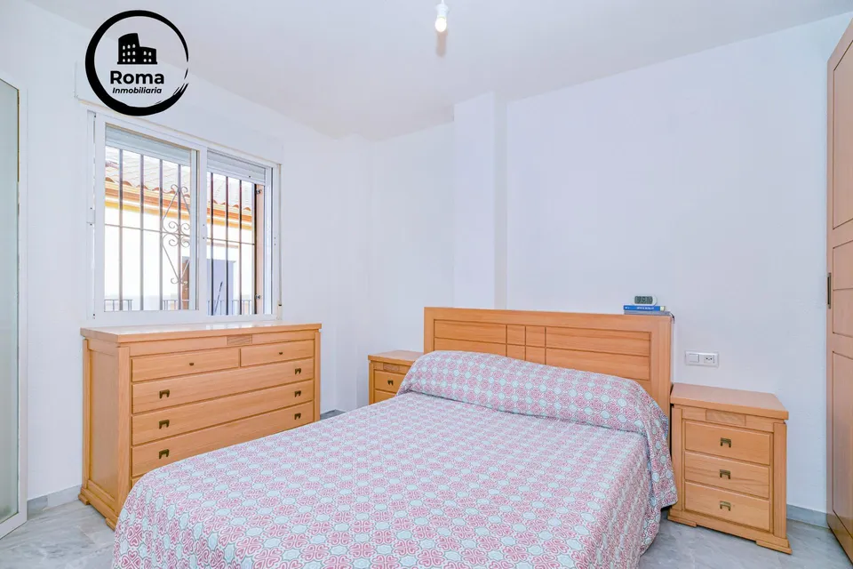 OPORTUNIDAD EN VENTA DE CASA ADOSADA DE 3 DORMITORIOS EN VEGAS DEL GENIL