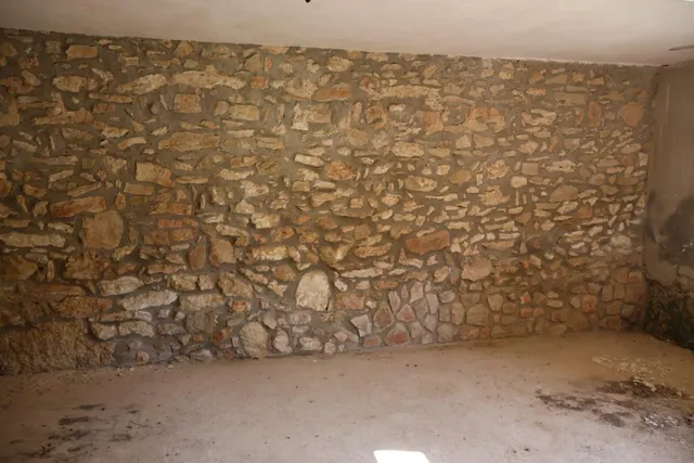 MASIA CON TERRENO, CON VISTAS CERCA DE VALL DALBA — 32