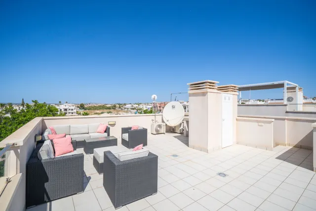 Villa 3 habitaciones 122m² en venta - Centro de la Ciudad Quesada — 50