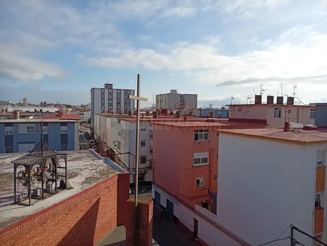 Piso en La Línea de la Concepción - foto 3