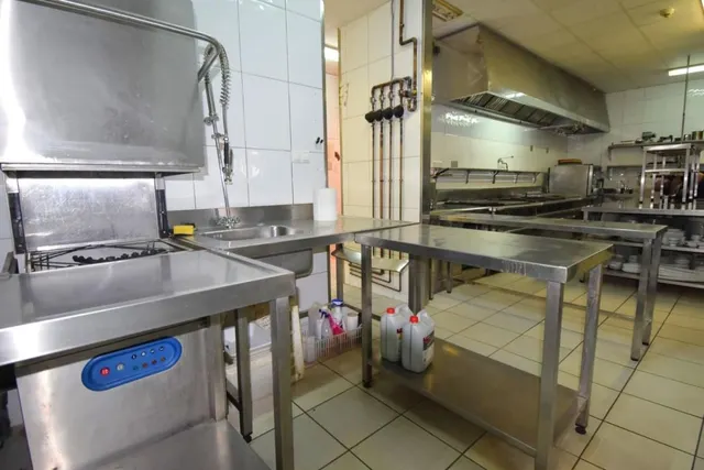 Local comercial 172m² en venta - Villamartín-Las Filipinas — 16