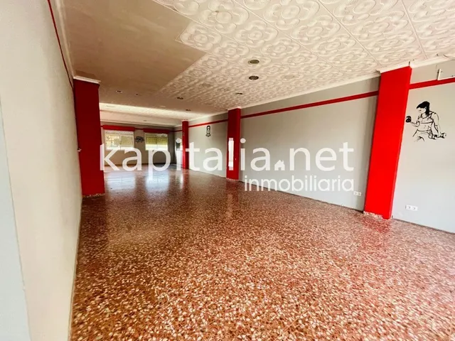 Local comercial en venta y alquiler en L´Olleria (Valencia) — 15
