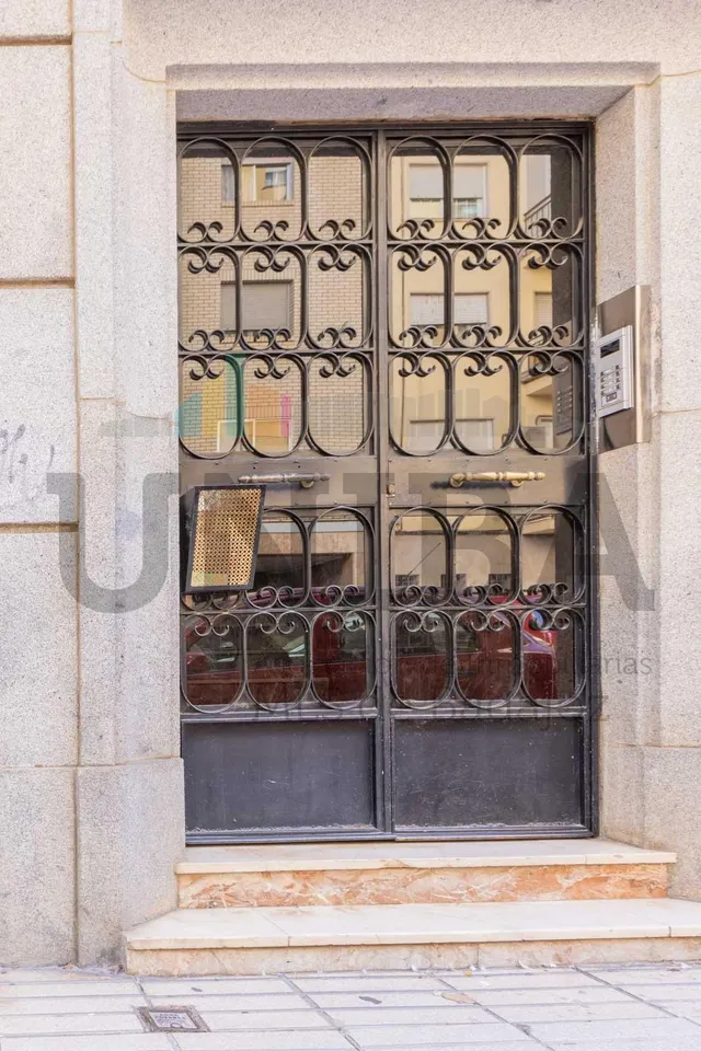 TU VIVIENDA COMPLETAMENTE REFORMADA ENTRE PARDALERAS Y EL CE - foto 4