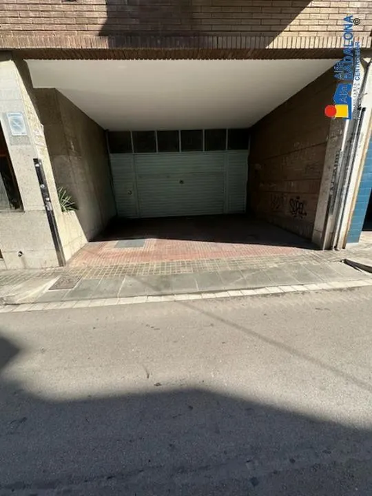 Venta de Plaza de aparcamiento en Zona de Progrés — 7