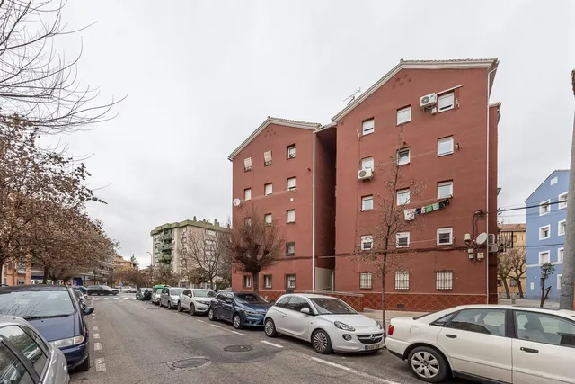 Piso reformado con licencia turística. — 15