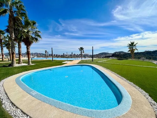 SE ALQUILA NUEVO APARTAMENTO EN FINESTRAT - foto 4