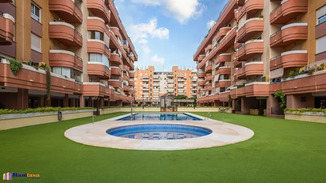 PISO EN ALQUILER SIN MUEBLES EN PARQUE OESTE | GRAN TERRAZA | PISCINA | PÁDEL | GARAJE — 30