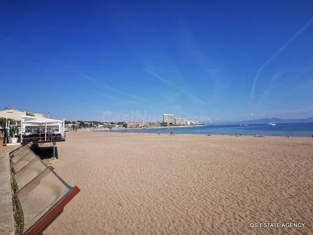 Restaurante en primera línea de mar en L'Escala - foto 2