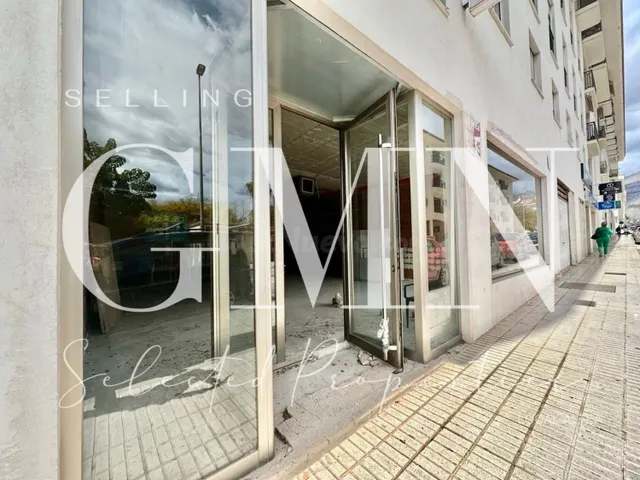 Local comercial 167m² en venta - Casco Antiguo - foto 2