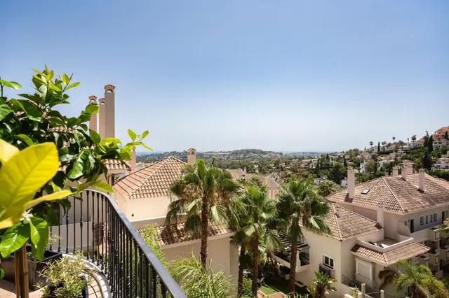 PRECIOSO DUPLEX EN NUEVA ANDALUCIA, ALOHA HILLA CLUB MARBELLA — 5