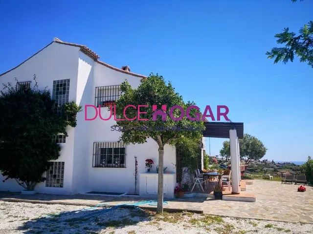 ESPECTACULAR CASA EN LOS LLANOS ESTEPONA - foto 2