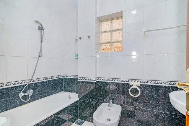 **OPORTUNIDAD EN CIJUELA – PISO DE 3 DORMITORIOS** — 21