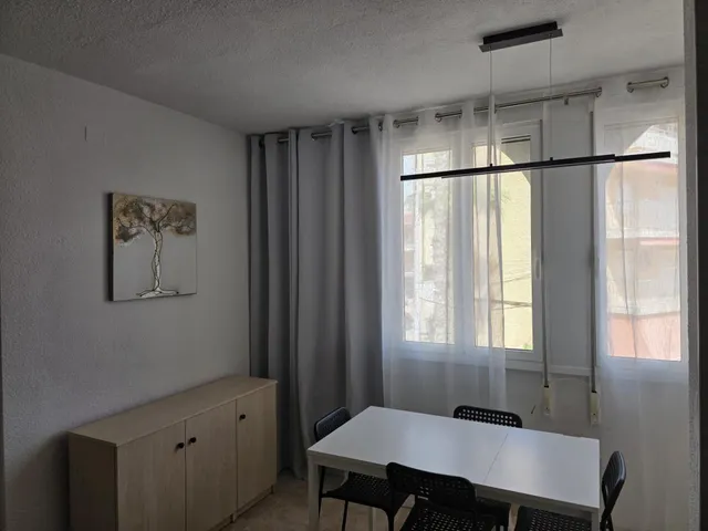 Apartamento a 100 m. playa reformado y amueblado — 12