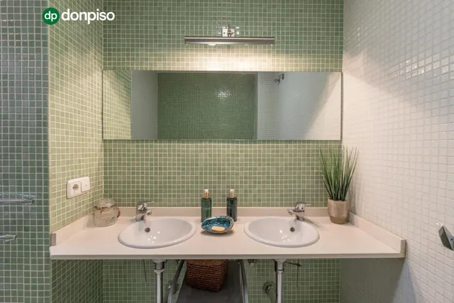 Espacio, confort y calidad: magnífica vivienda unifamiliar adosada — 43