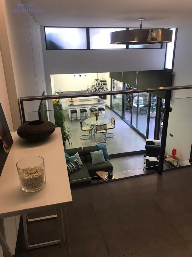 Vivienda SINGULAR en el centro de Logroño.Planta baja, más dos. Terraza de sesenta metros y jardin con pozo. — 9