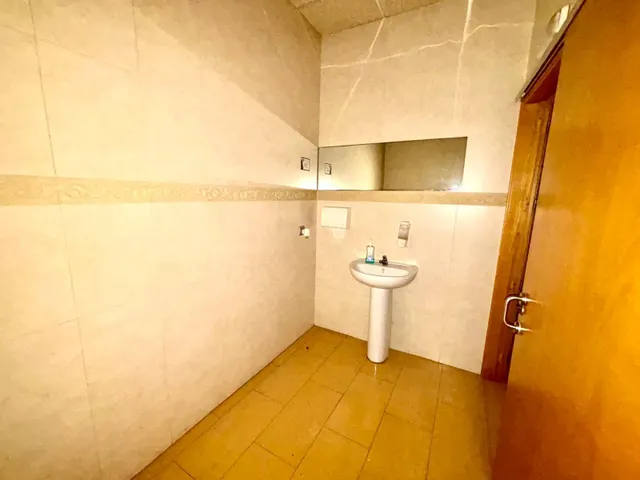 LOCAL COMERCIAL EN LA UNIÓN — 18