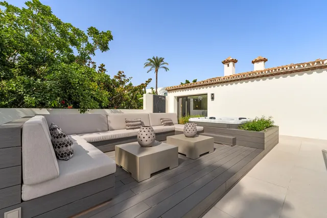 Chalet 5 habitaciones 734m² en venta - Marbella — 35