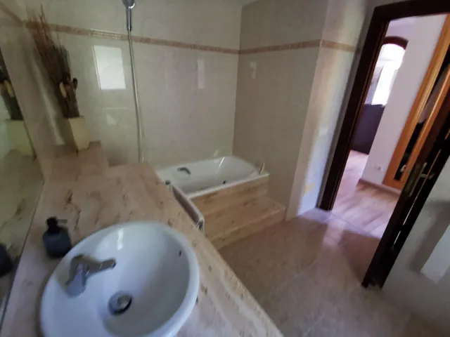 CHALET CON LICENCIA DE ALQUILER VACACIONAL — 45