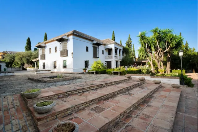 CASA DE LUJO EN LA ZUBIA — 20