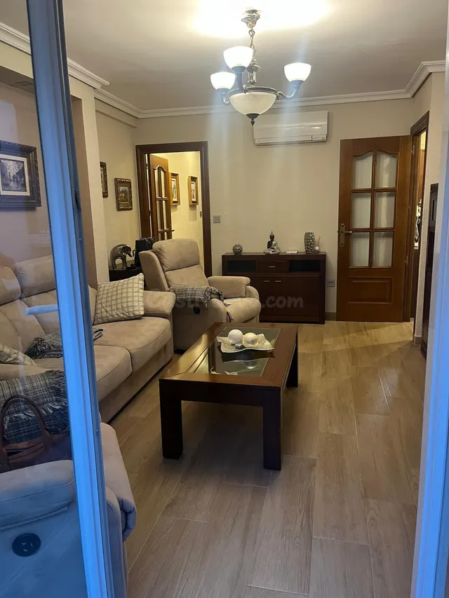 Magnífico piso de 2 dormitorios en pleno centro, junto al Pa - foto 2