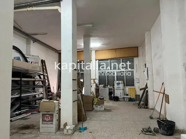 Local comercial en venta en Ontinyent en zona céntrica - foto 4