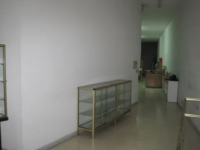 LOCAL EN ALQUILER EN PLENO CENTRO DE SANTIAGO — 4