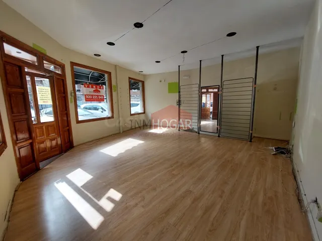 LOCAL COMERCIAL ACONDICIONADO EN EL CENTRO DE LA CIUDAD (ÁVI - foto 5