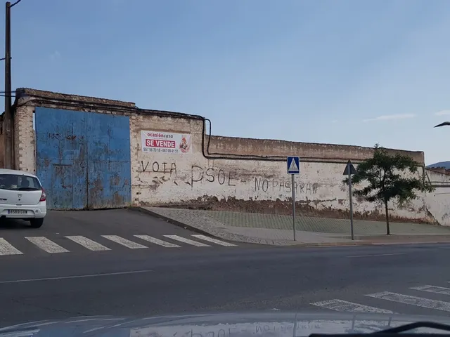 SOLAR DE 5.393 M2 URBANIZABLES — 3