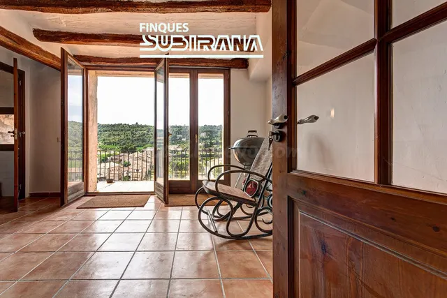 CASA EN VENDA A GUIMERÀ - UNA JOIA AMB HISTÒRIA I VISTES DE 