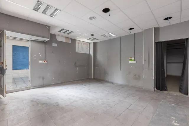 Local comercial 110m² en venta - Villarejo — 7