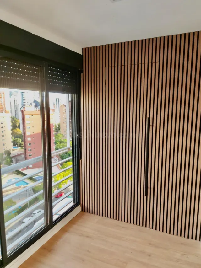 Piso reformado de 1 dormitorio en el edificio playmon f, con piscina y vistas despejadas en Benidorm — 3