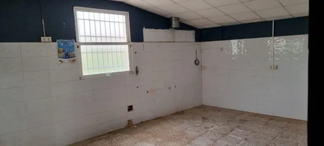Edificio con piscina — 30