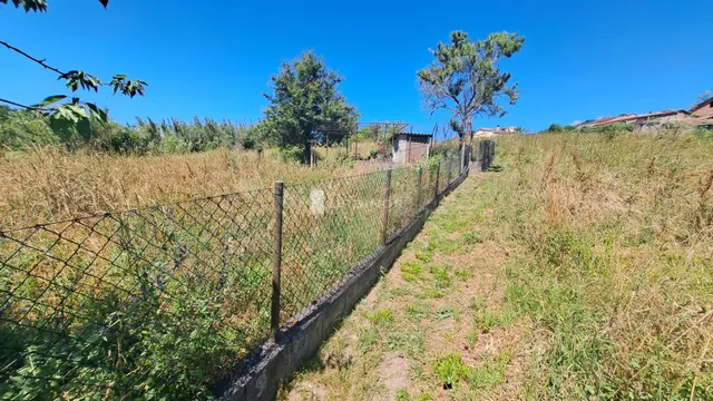 PARCELA EDIFICABLE 1.566 m2. Zona MELIAS (Pereiro de Aguiar) - foto 3